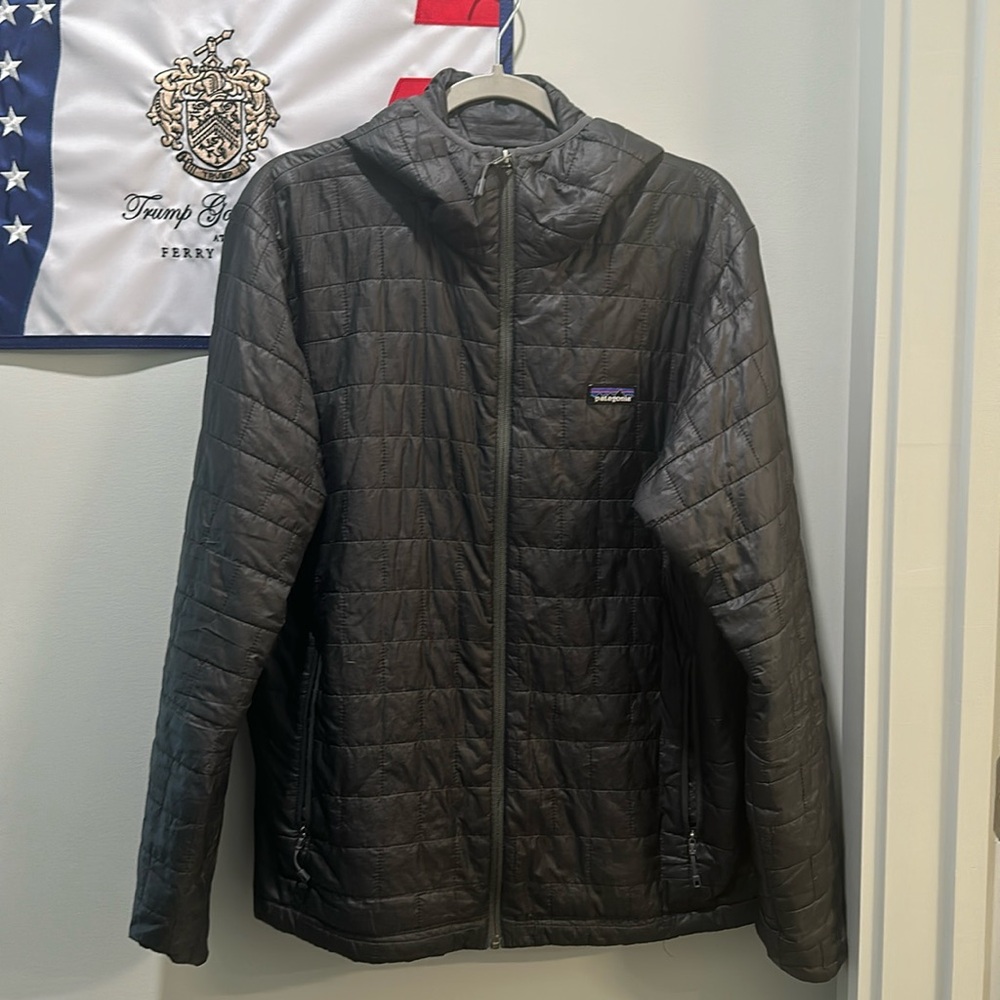 Men’s Patagonia Nano puff Hooded Jacket